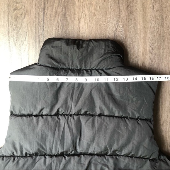 Stoosh Quilted Black Crop Puffer Vest Women’s Size XL - Picture 5 of 9